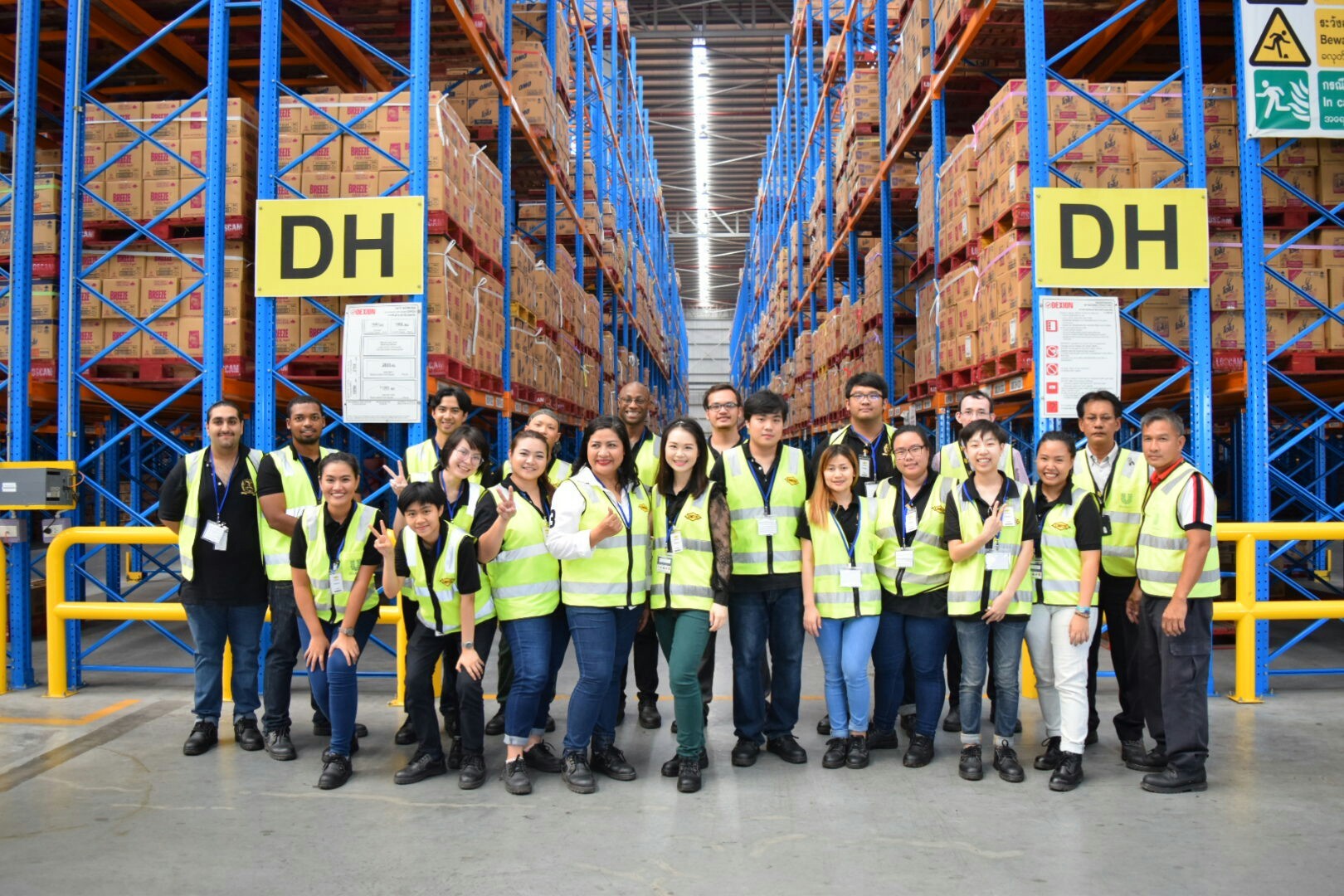 เผยประสบการณ์สู่โลกแห่งการขนส่งสินค้า จากศิษย์เก่าโลจิสติกส์ แสตมฟอร์ด