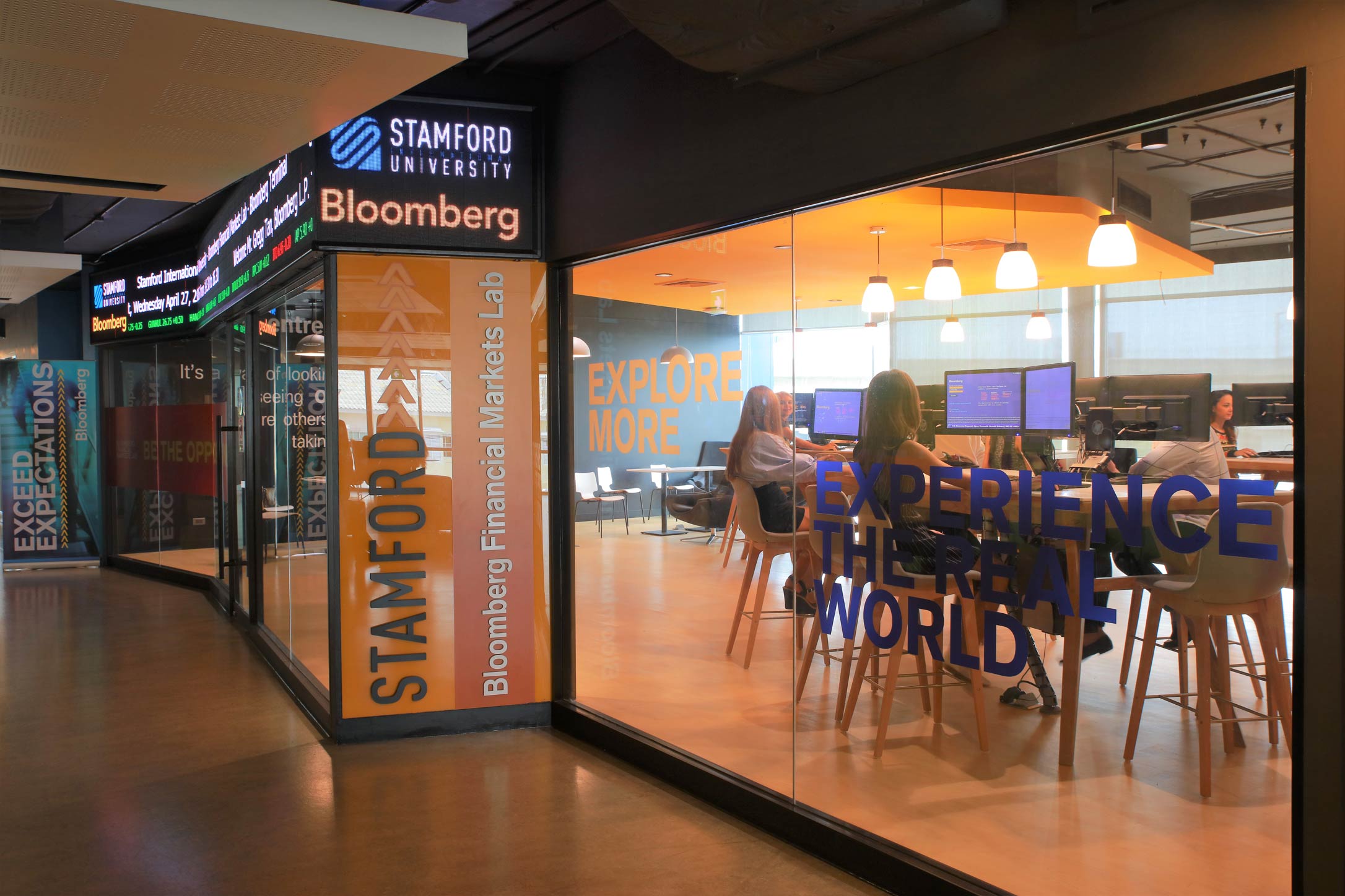 เรียนรู้ความท้าทายของโลกแห่งการเงิน ผ่านเทคโนโลยีสุดล้ำจาก Bloomberg